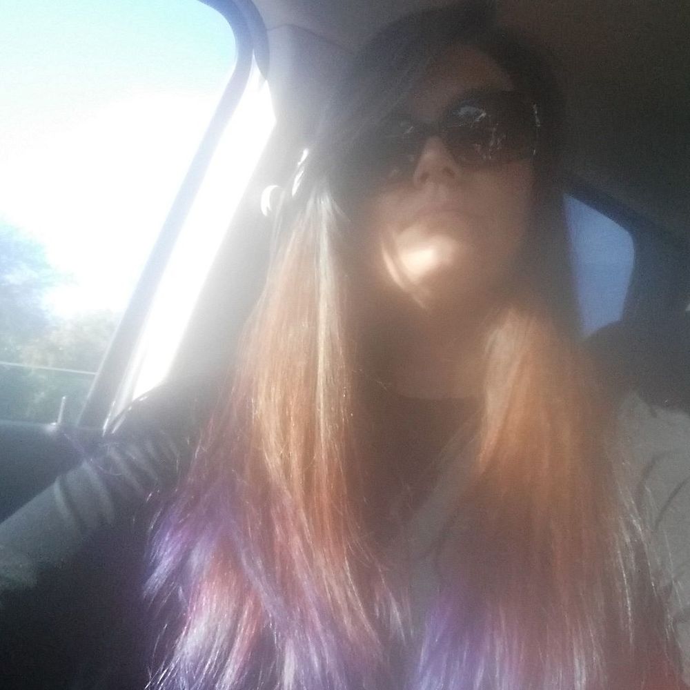 Meet your Posher, Leigh